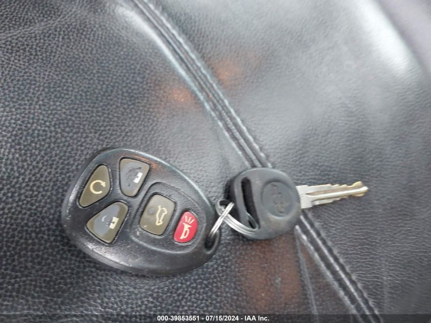 2010 Chevrolet Suburban 1500 Lt1 VIN: 1GNUKJE33AR245965 Lot: 39853551