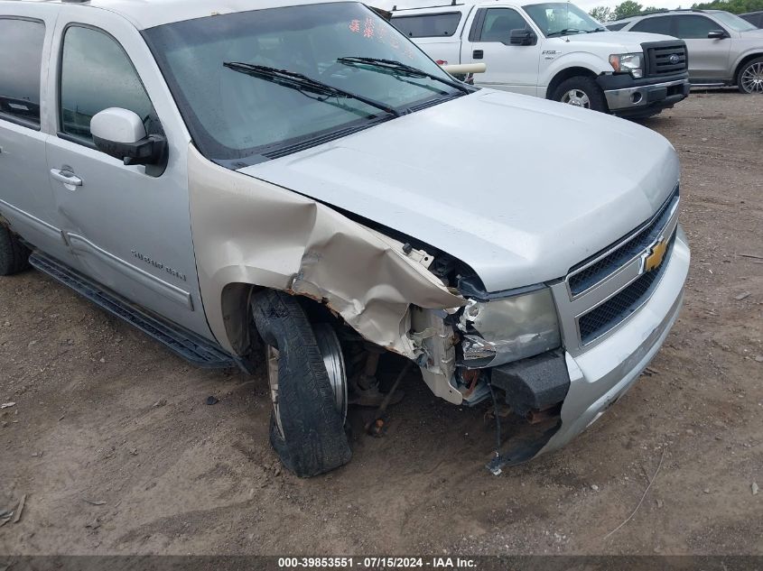 2010 Chevrolet Suburban 1500 Lt1 VIN: 1GNUKJE33AR245965 Lot: 39853551