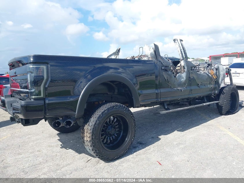 2022 FORD F-250 LARIAT - 1FT7W2BT2NEE76745
