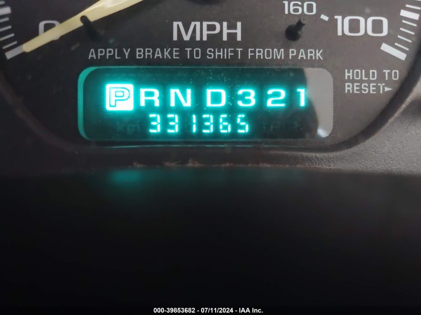 2001 Chevrolet Tahoe Lt VIN: 1GNEK13T71R146184 Lot: 39853682