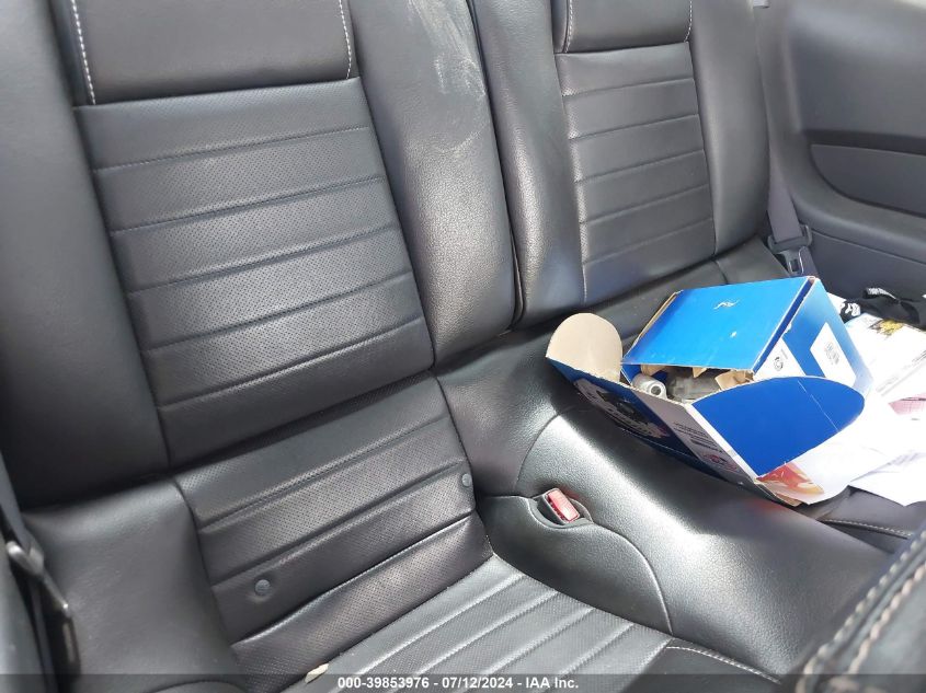 2010 Ford Mustang V6/V6 Premium VIN: 1ZVBP8ANXA5165889 Lot: 39853976