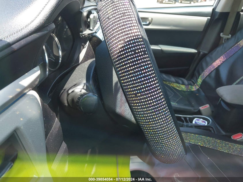 2015 TOYOTA COROLLA LE - 5YFBURHE3FP209099