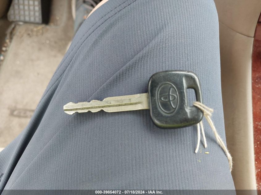 2003 Toyota Corolla Ce/Le/S VIN: 1NXBR38E33Z154193 Lot: 39854072