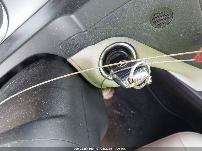 2009 Mercedes-Benz C 300 Luxury/Sport VIN: WDDGF54X59R080430 Lot: 39854100