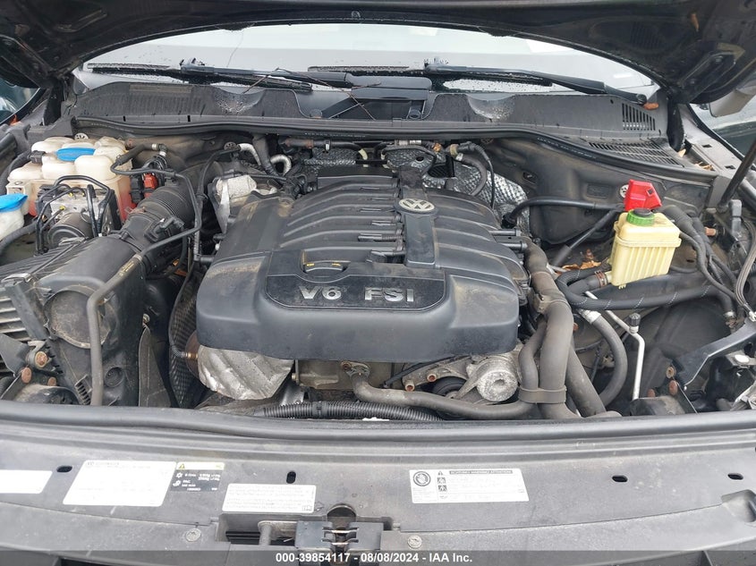 2014 VOLKSWAGEN TOUAREG 3.6L LUX - WVGEF9BP3ED010732