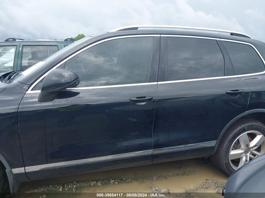2014 VOLKSWAGEN TOUAREG 3.6L LUX - WVGEF9BP3ED010732