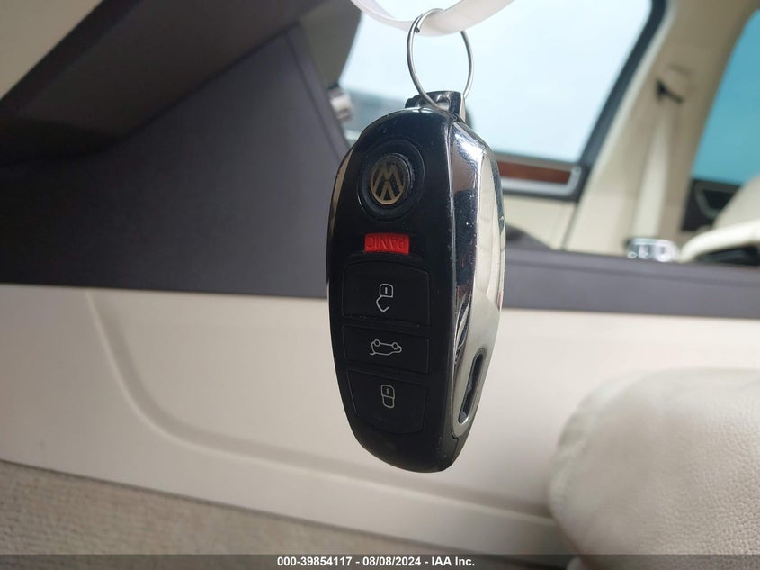 2014 VOLKSWAGEN TOUAREG 3.6L LUX - WVGEF9BP3ED010732