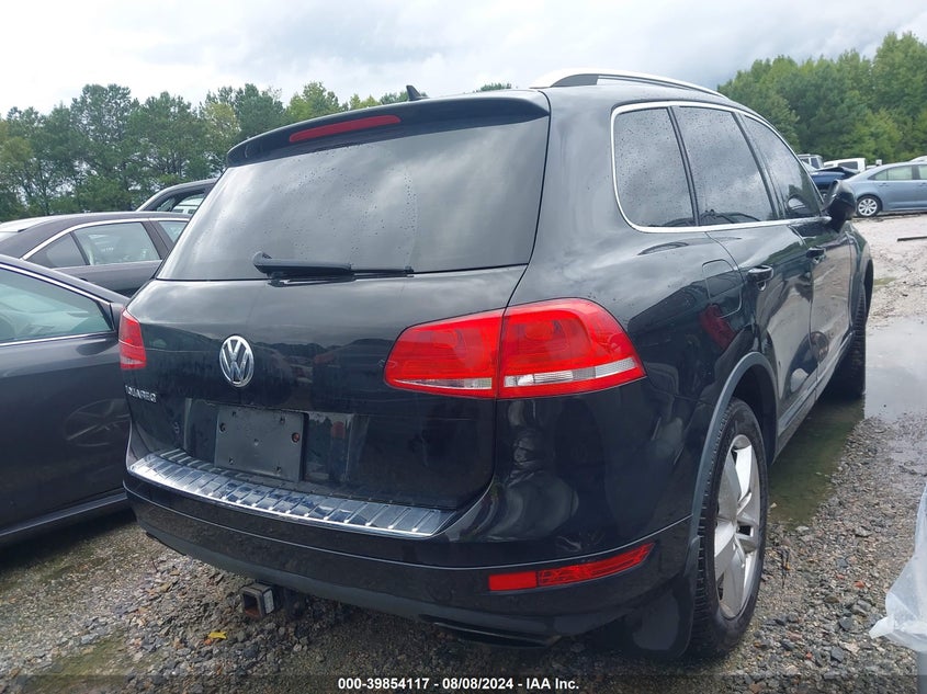 2014 VOLKSWAGEN TOUAREG 3.6L LUX - WVGEF9BP3ED010732