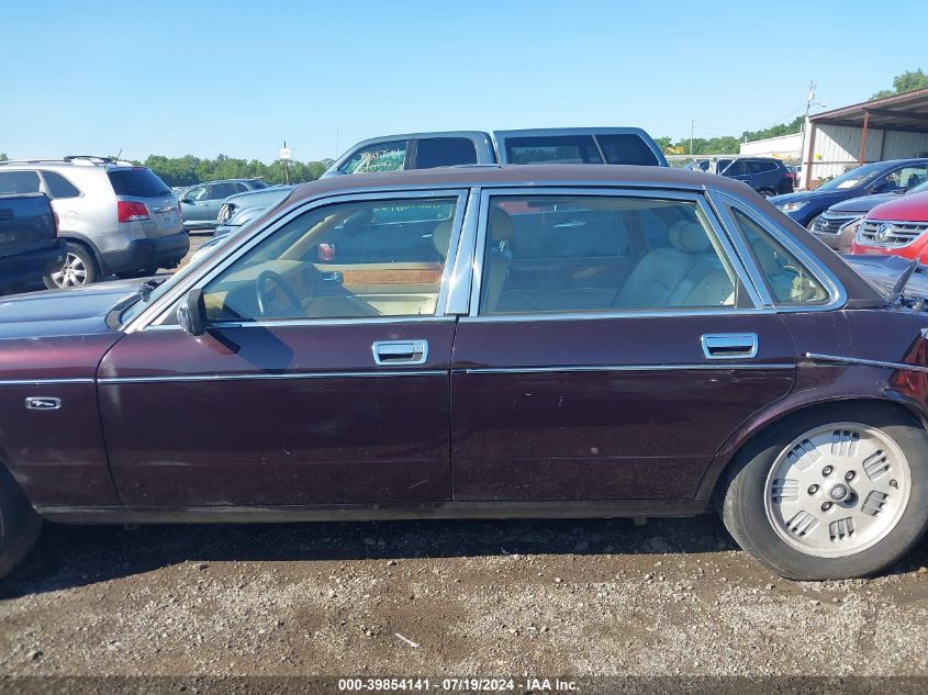 1994 Jaguar Vandenplas VIN: SAJKX1745RC699996 Lot: 39854141