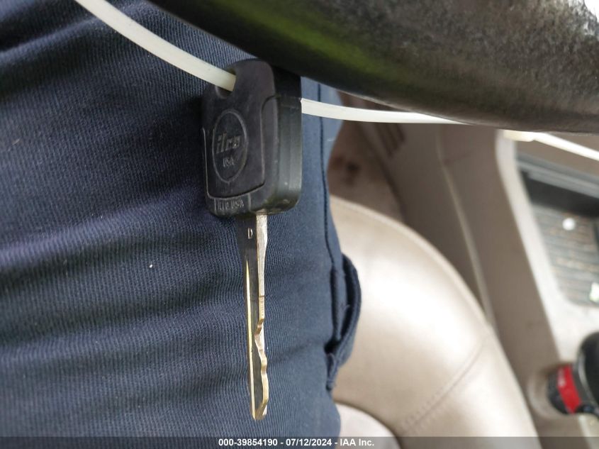 2004 Ford Explorer Nbx/Xlt VIN: 1FMZU73W04UB74570 Lot: 39854190