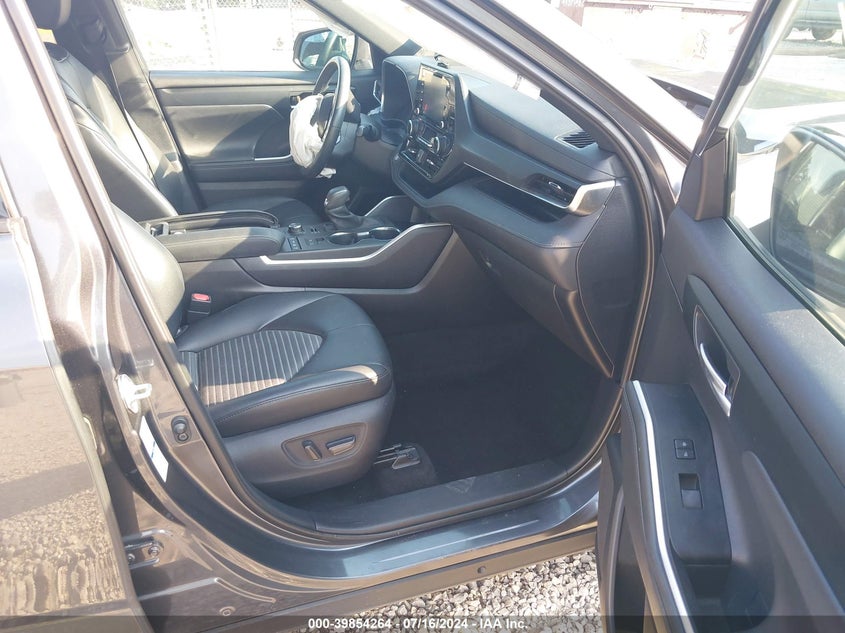 VIN 5TDLZRBH1MS059944 2021 TOYOTA HIGHLANDER XSE