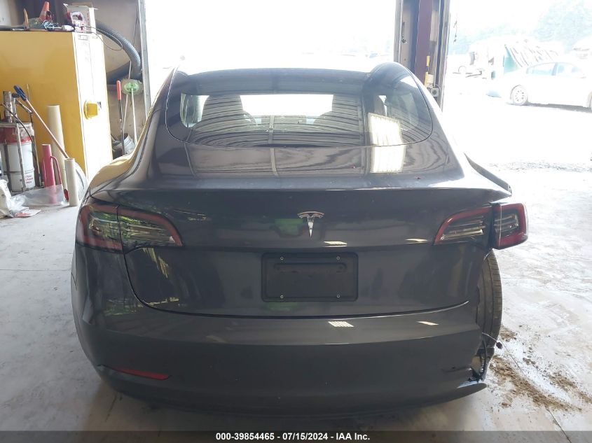 2022 Tesla Model 3 Rear-Wheel Drive VIN: 5YJ3E1EA9NF315734 Lot: 39854465