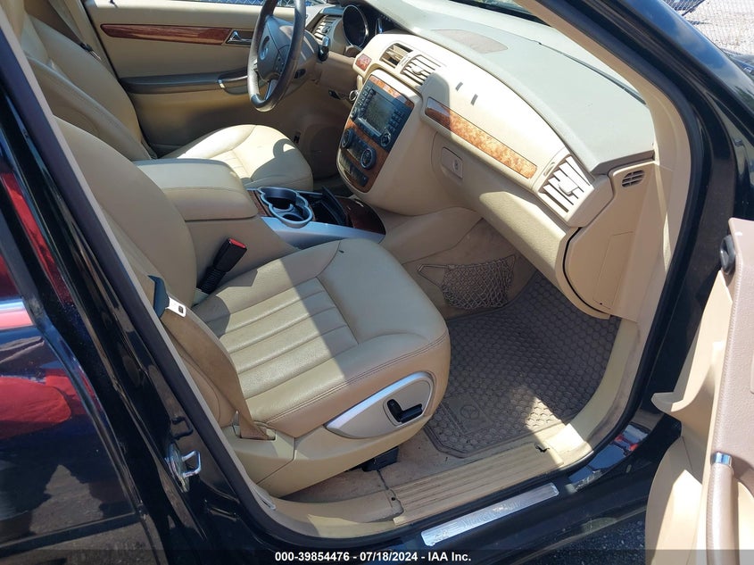 2007 Mercedes-Benz R 350 4Matic VIN: 4JGCB65E37A058280 Lot: 39854476