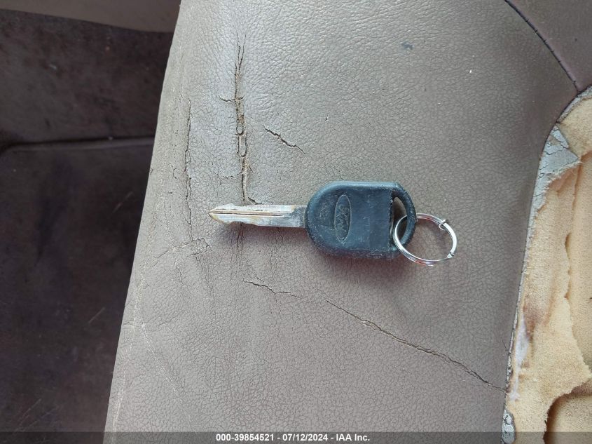 2005 Ford Expedition Eddie Bauer/King Ranch VIN: 1FMFU17575LA90738 Lot: 39854521