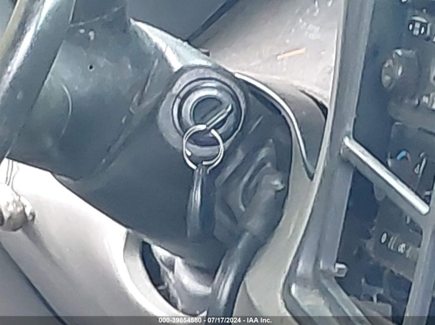 2004 GMC Sierra 2500Hd K2500 Heavy Duty VIN: 1GTHK29U04E209570 Lot: 39854580