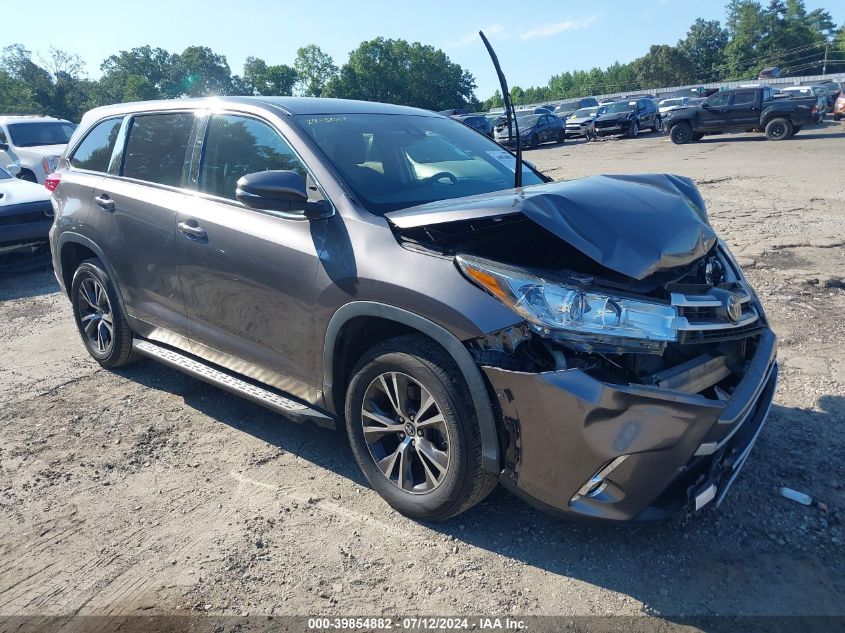 5TDZARFH7KS052442 2019 TOYOTA HIGHLANDER - Image 1