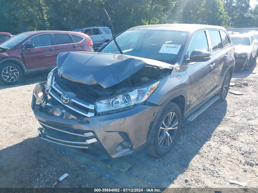 5TDZARFH7KS052442 2019 TOYOTA HIGHLANDER - Image 2