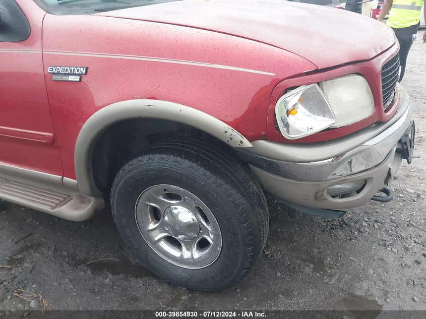 2002 Ford Expedition Eddie Bauer VIN: 1FMPU18LX2LA08806 Lot: 39854930