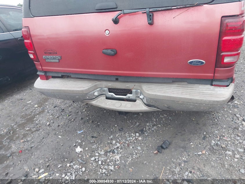 2002 Ford Expedition Eddie Bauer VIN: 1FMPU18LX2LA08806 Lot: 39854930