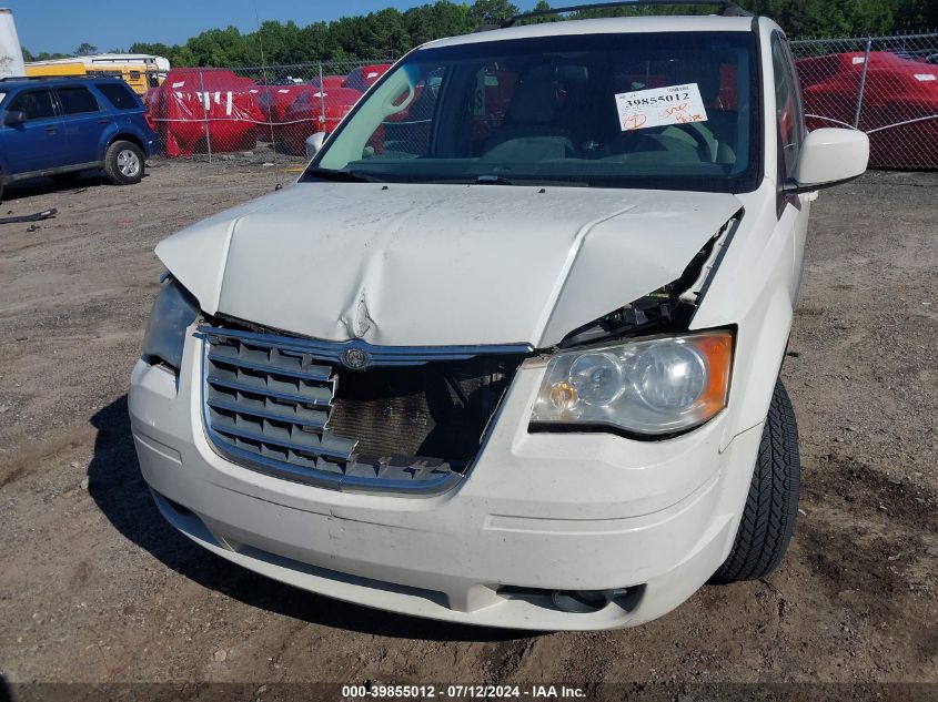 2010 Chrysler Town & Country Touring Plus VIN: 2A4RR8D17AR404333 Lot: 39855012