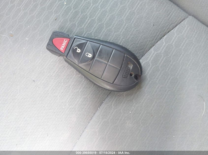 2019 Ram 1500 Classic Express Quad Cab 4X4 6'4 Box VIN: 1C6RR7FG4KS547829 Lot: 39855019