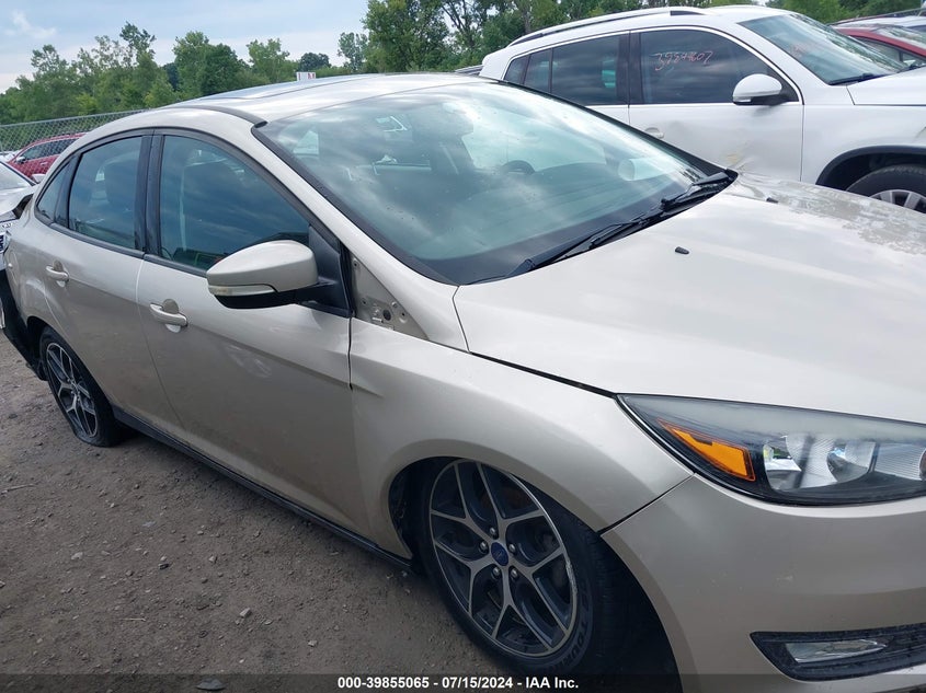 VIN 1FADP3H26HL260276 2017 FORD FOCUS SEL