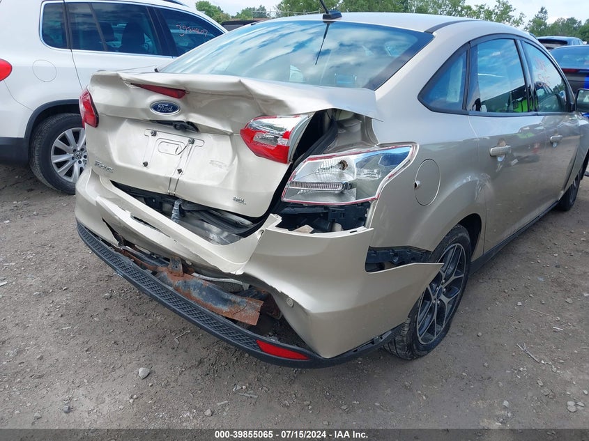 VIN 1FADP3H26HL260276 2017 FORD FOCUS SEL
