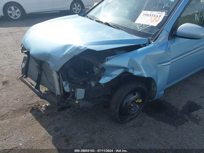 2011 Hyundai Accent Gls VIN: KMHCN4AC9BU583092 Lot: 39855163