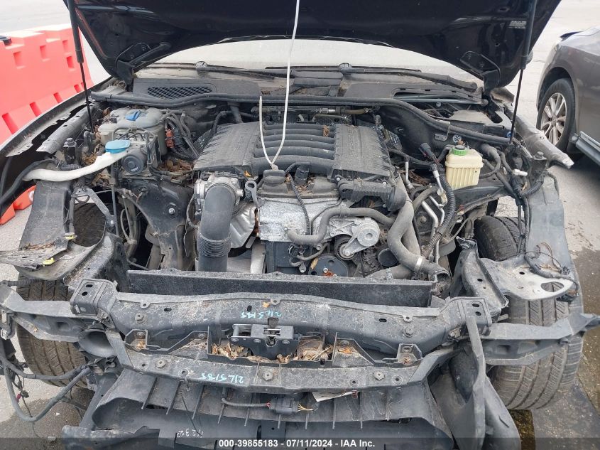 2017 Porsche Cayenne Platinum Edition VIN: WP1AA2A25HKA83985 Lot: 39855183