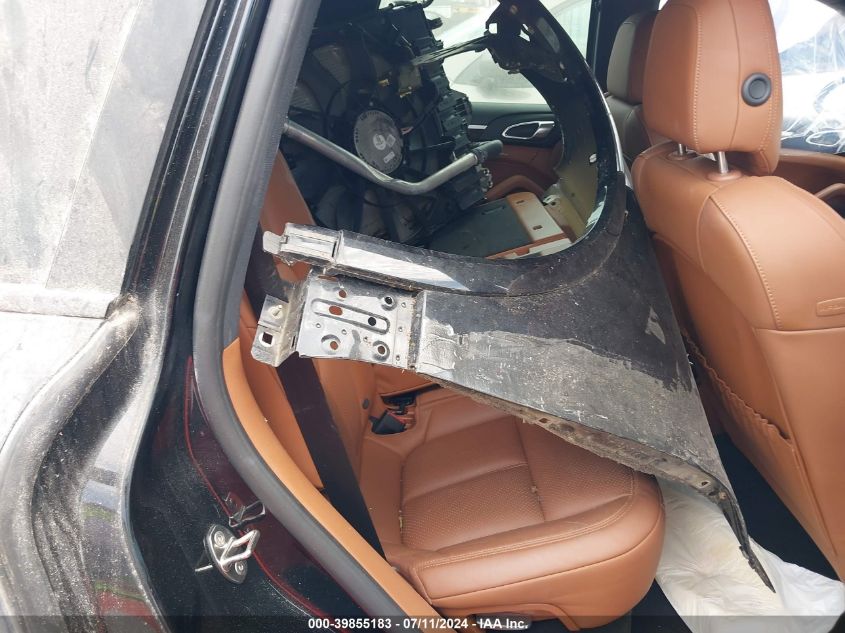 2017 Porsche Cayenne Platinum Edition VIN: WP1AA2A25HKA83985 Lot: 39855183