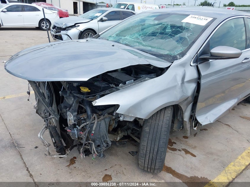 2016 CHRYSLER 200 LIMITED - 1C3CCCAB5GN167798