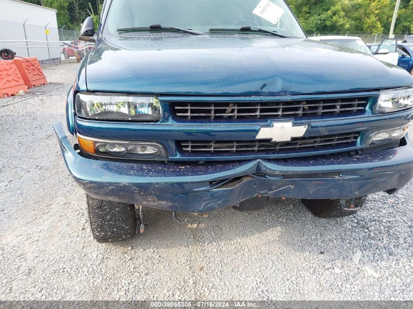 2005 Chevrolet Tahoe Z71 VIN: 1GNEK13T65R119645 Lot: 39855305