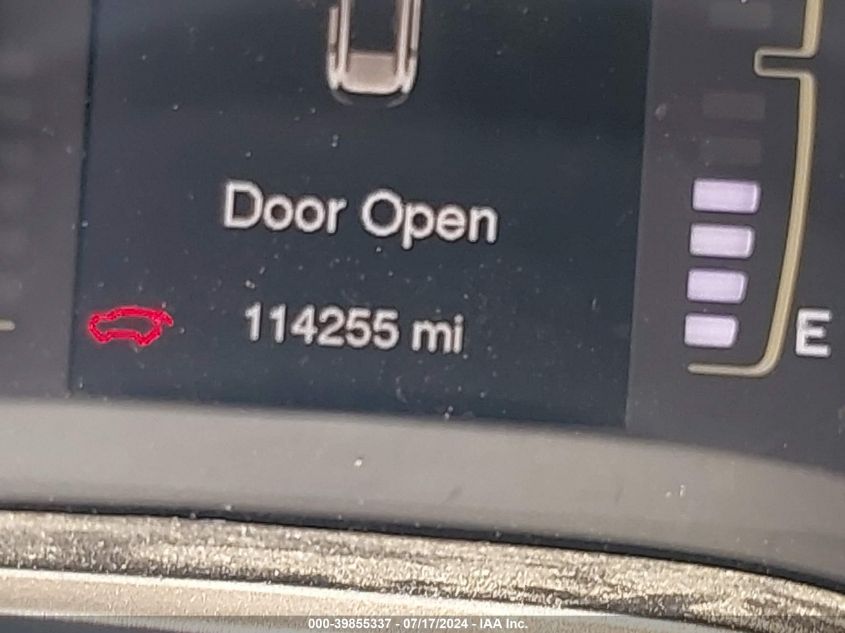 2015 Jeep Cherokee Latitude VIN: 1C4PJMCB9FW752012 Lot: 39855337