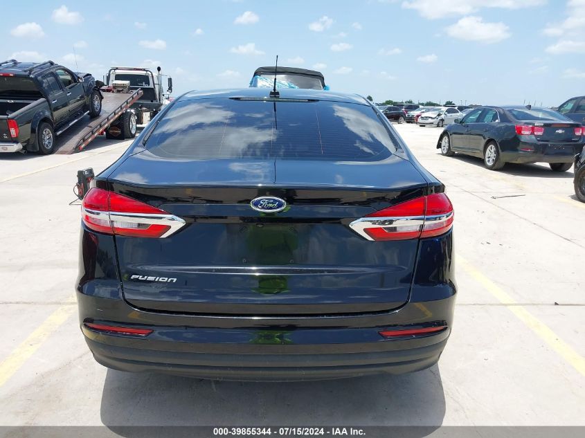 2019 Ford Fusion S VIN: 3FA6P0G79KR282821 Lot: 39855344