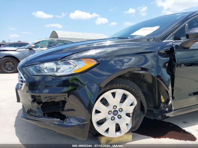 2019 Ford Fusion S VIN: 3FA6P0G79KR282821 Lot: 39855344