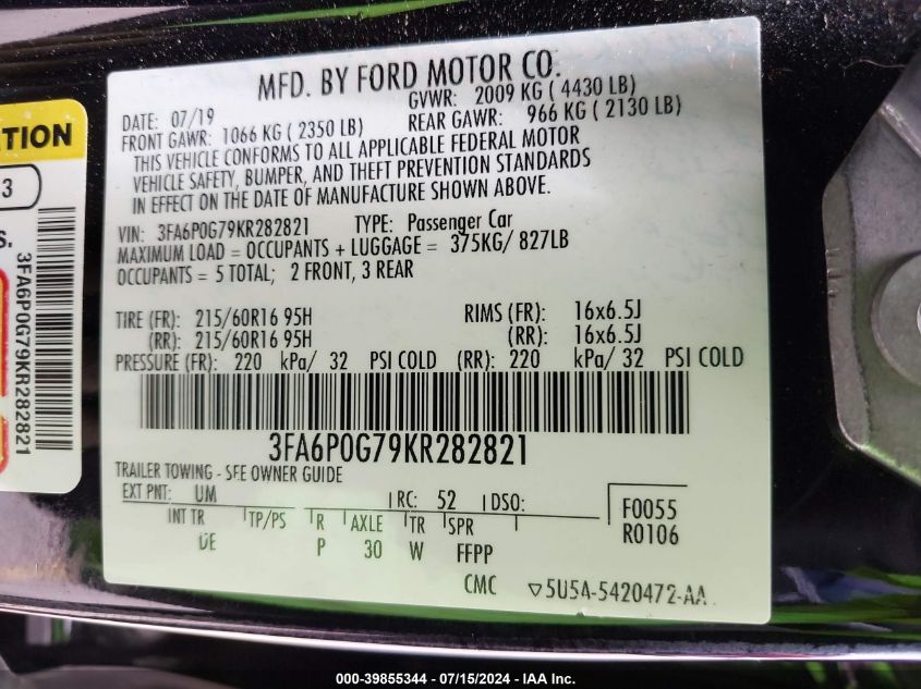 2019 Ford Fusion S VIN: 3FA6P0G79KR282821 Lot: 39855344