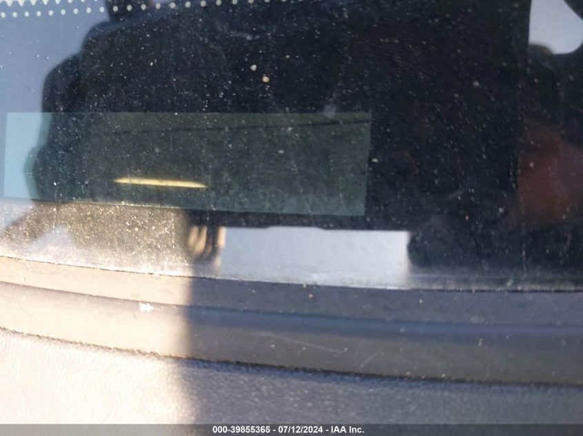 2001 Ford F-150 King Ranch Edition/Lariat/Xlt VIN: 1FTRW08L61KF90215 Lot: 39855365