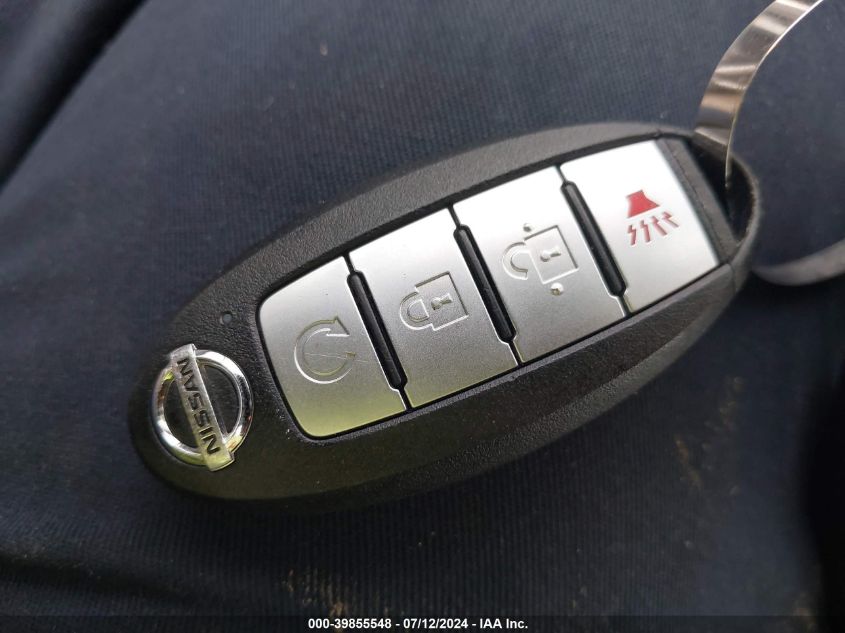 2018 Nissan Kicks Sv VIN: 3N1CP5CUXJL526079 Lot: 39855548