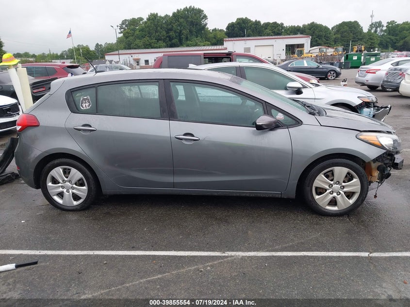 2016 KIA FORTE LX - KNAFK5A84G5617711