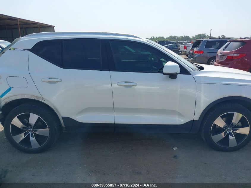 2021 Volvo Xc40 T5 Momentum VIN: YV4162UK8M2499552 Lot: 39855857