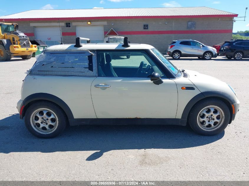 2004 Mini Cooper VIN: WMWRC33494TC53594 Lot: 39855956