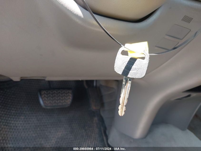 2003 Toyota Avalon Xl VIN: 4T1BF28B83U285399 Lot: 39855984