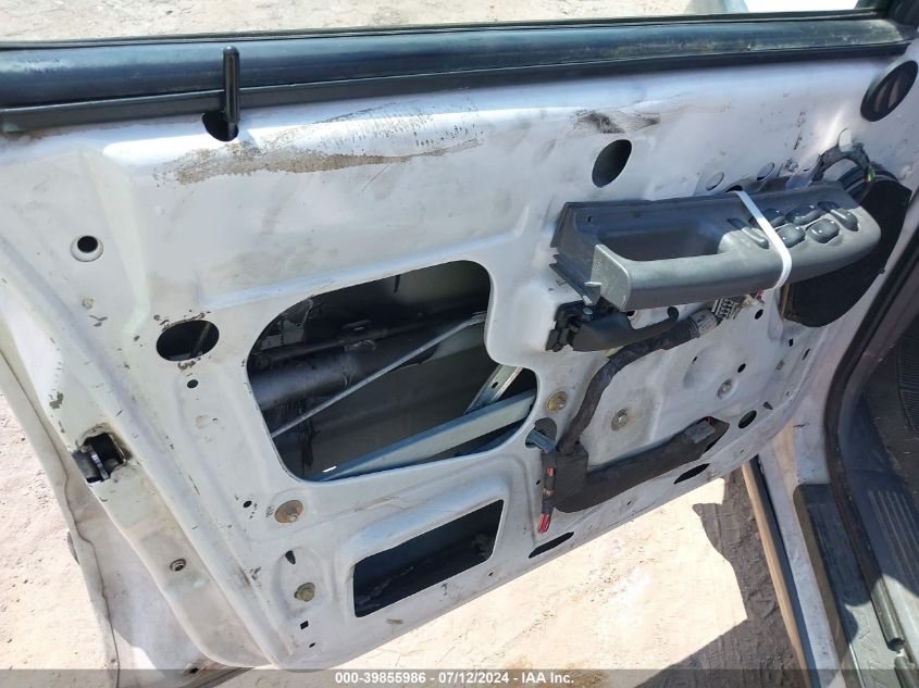 2001 Ford Explorer Xlt VIN: 1FMDU73E41ZA75282 Lot: 39855986