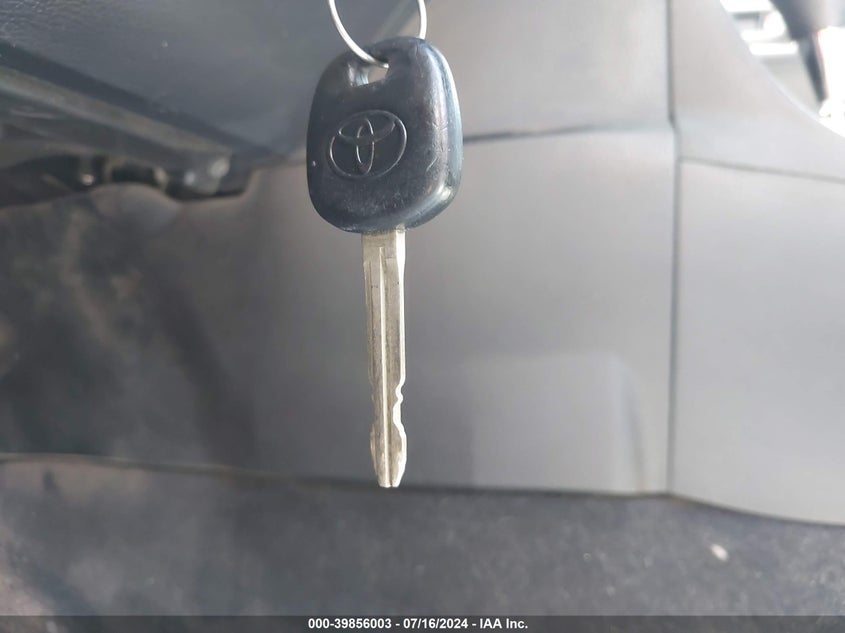 2015 TOYOTA COROLLA L - 5YFBURHE8FP278869