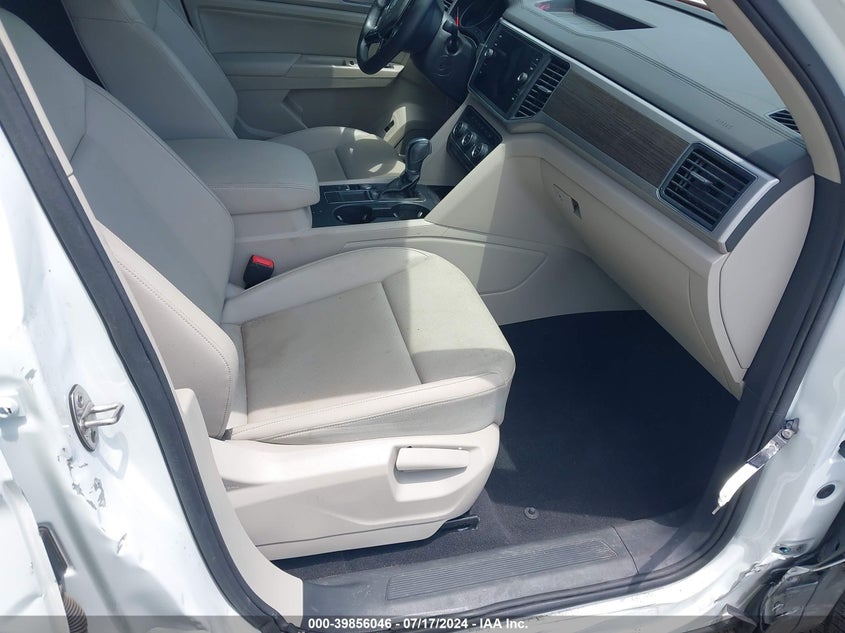 VIN 1V2WR2CA8KC538493 2019 VOLKSWAGEN ATLAS 3.6L V6 SE W/TECHNOLOGY