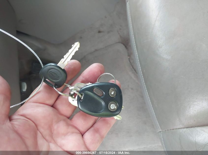 2005 Chevrolet Suburban 1500 Z71 VIN: 3GNFK16Z95G272458 Lot: 39856267