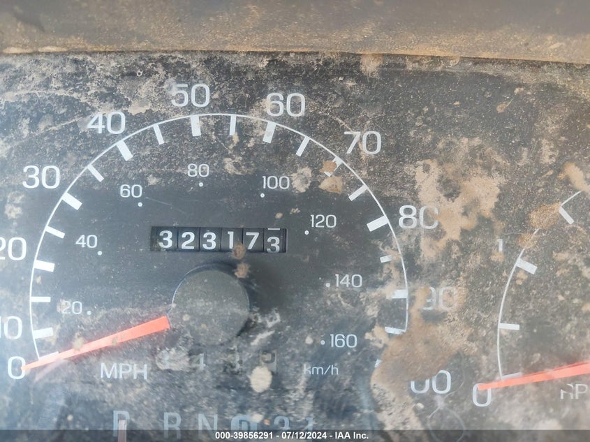 1999 Ford F250 Super Duty VIN: 1FTNX21F0XED38754 Lot: 39856291