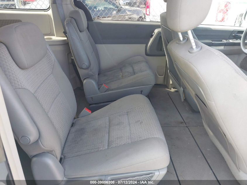 2008 Chrysler Town & Country Lx VIN: 2A8HR44H18R647291 Lot: 39856308