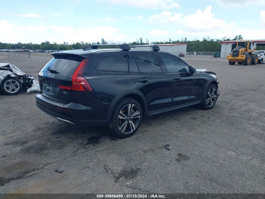 2024 Volvo V60 Cross Country B5 Plus VIN: YV4L12WY3R2137662 Lot: 39856459