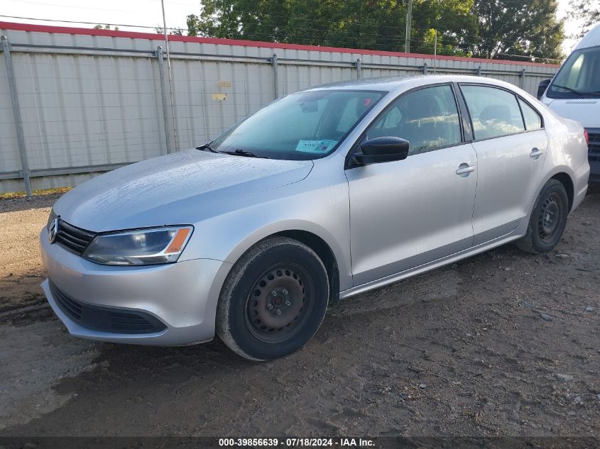 2014 Volkswagen Jetta 2.0L S VIN: 3VW2K7AJ9EM256013 Lot: 39856639